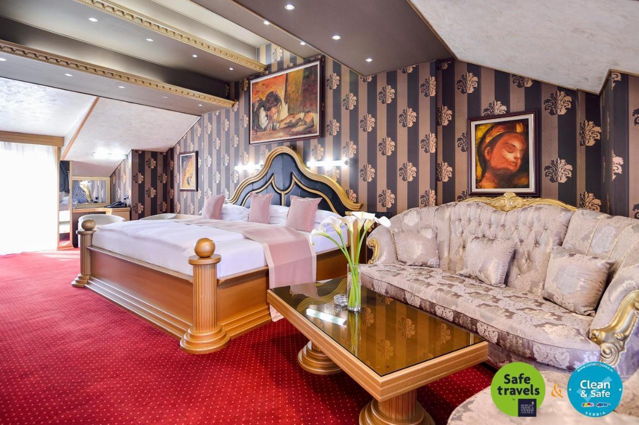 Prezident Hotel Újvidék Kültér fotó Suite
